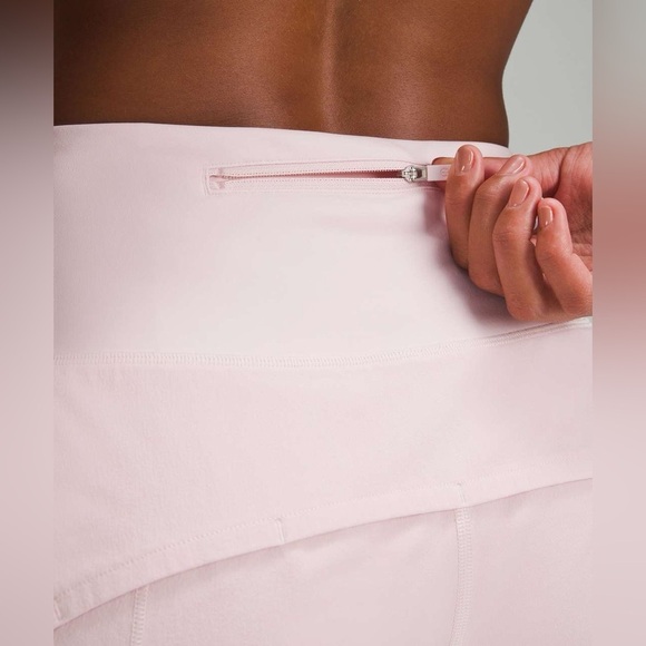 A Lululemon 🍋Speed Up High-Rise Lined Short 4" - Picture 4 of 6